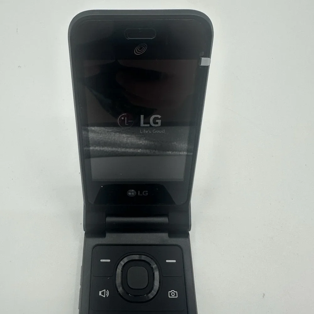 LG Classic Flip L125DL TracFone GSM CDMA 8G Unlimited No Contract Data Talk Text